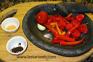 Membuat Sambal Tempong