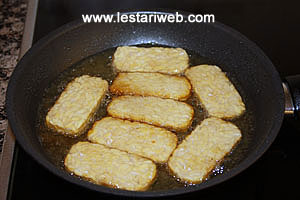 Menggoreng Tempe