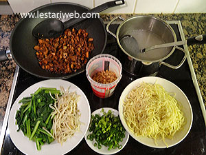 Racikan Mie Ayam Bangka