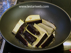 Terung Digoreng