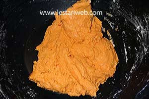 Adonan Dasar Buah Melaka