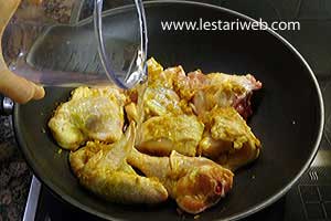 Air Ungkep Ayam Terasi