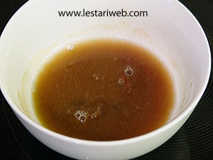 Asam Direndam Air Hangat