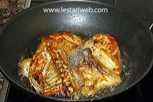 Ayam Bumbu Lumajang Digoreng