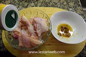 Ayam Dilumuri Asam Jawa