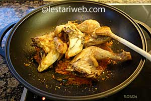 Memasak Ayam Lodho Step 11