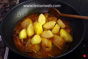 Ayam Masak Nanas Matang