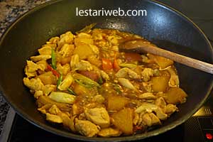 Ayam Nanas Tumis Tauco Step 14