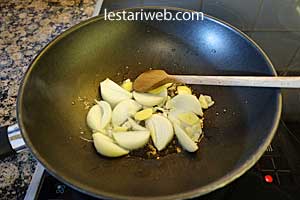 Ayam Nanas Tumis Tauco Step 3