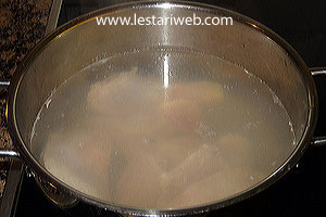 Ayam Rebus Mi Sop Medan