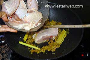 Ayam Untuk Opor Kutai