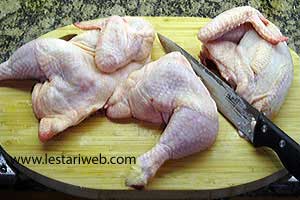 Ayam Utuh Dibelah Empat