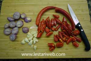 Bahan Bumbu Ayam Goreng Cabai.