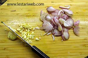 Bawang Merah Putih Cincang