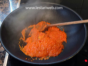 Bumbu Santan Kuning Ikan Kering