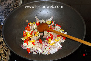 Bumbu Tumis Ayam Kemangi