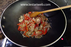 Bumbu Tumis Cah Ayam