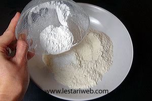 Campuran Tepung Terigu Beras