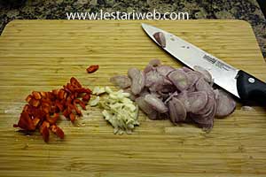 Cumi Kangkung Saus Tiram Step 2