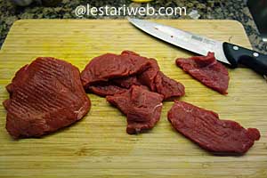  Masak Daging Iris Manis Step 1