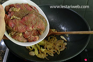 Daging Masak Lapis