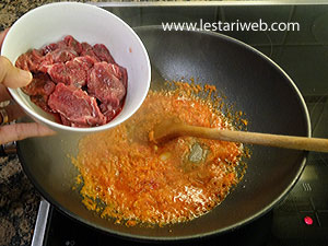 Daging Untuk Mi Aceh