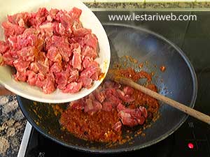 Daging Untuk Sate Goreng