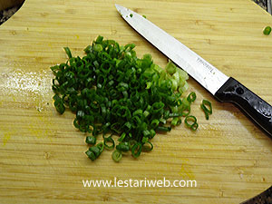 Daun Bawang Mie Ayam