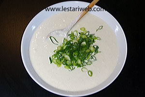 Daun Bawang untuk Tempe Mendoan