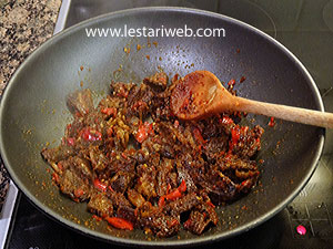 Gongso Daging Matang