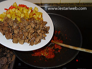 Hati Kentang Disambal Goreng