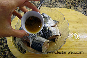 Ikan Direndam Air Asam