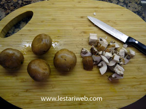 Jamur Untuk Mie Bangka