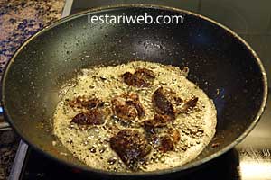 Menggoreng Jeroan Ayam Step 8