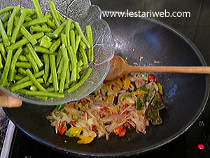 Kacang Untuk Oseng Tahu