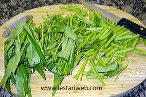 Kangkung Dipotong Potong