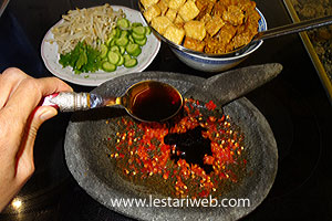 Kecap Bumbu Tahu Lengko