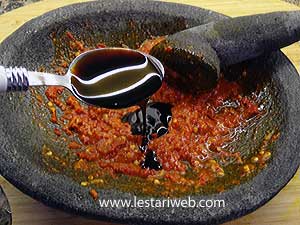 Kecap Manis Pencok Lele