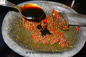 Kecap Manis Sambal Petis