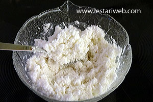 Kelapa Kering Jadi Lembab