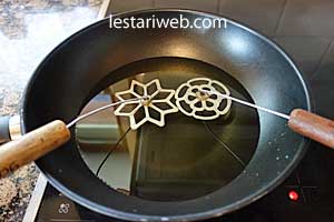 Kembang Goyang Step 6