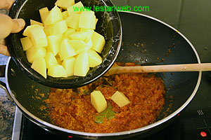 Kentang Untuk Kelia Hati Ayam