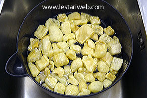 Krupuk Krecek Direndam