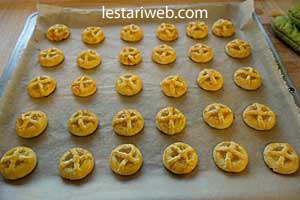 Kue Kering Step 15