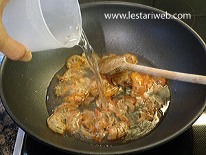 Kulit Udang Direbus
