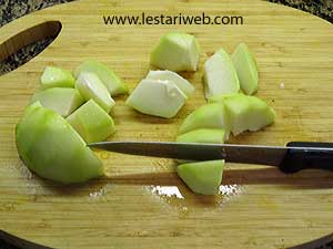 Labu Siam Pindang Keluak