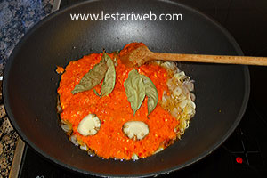 Laos Salam Sambal Krecek