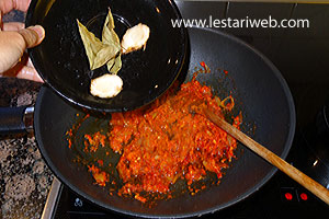 Lengkuas Salam Rajang Ayam