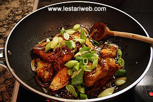 Ayam Goreng Mentega Komplit