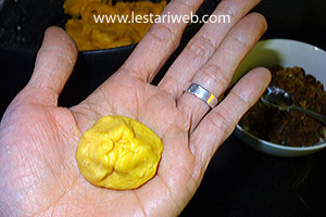 Membentuk Buah Melaka